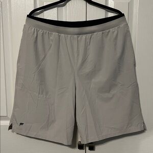 EUC Fabletics Men’s Light Gray Fundamental II 9 Inch Athletic Shorts